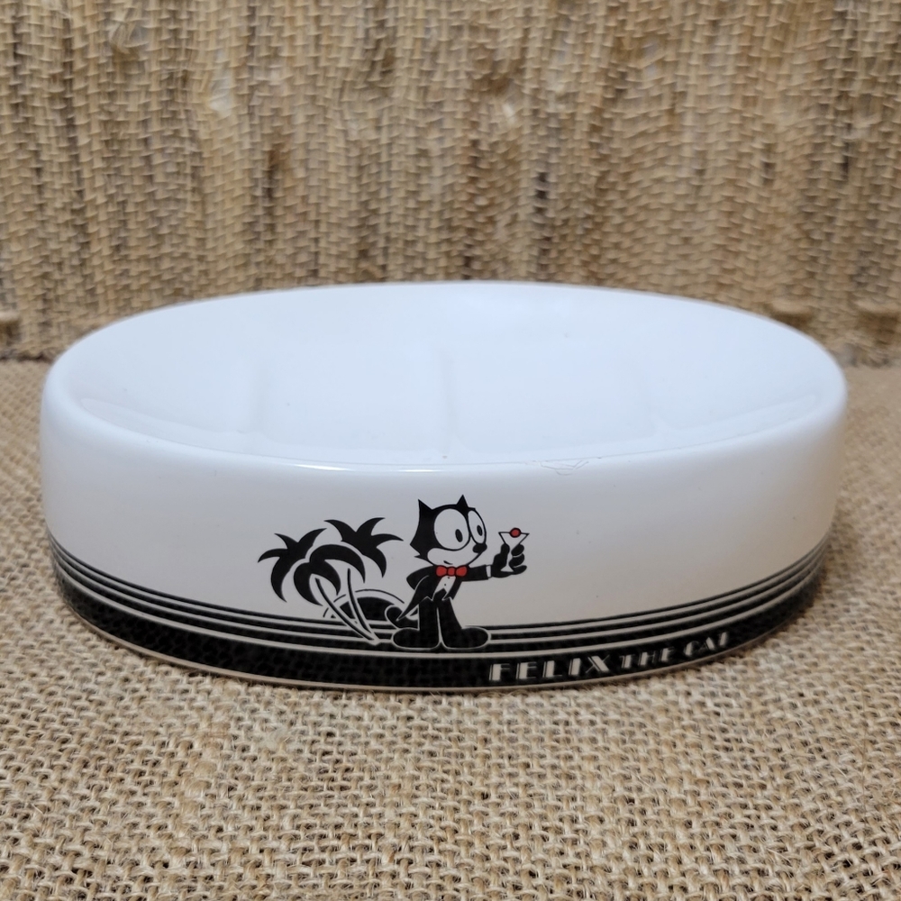 Rare Felix the Cat Black and White Art Deco Ceramic Soap Dish